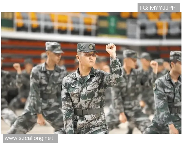 军队篮球明星的荣耀与挑战：他们如何在赛场上展现军人精神与团队合作