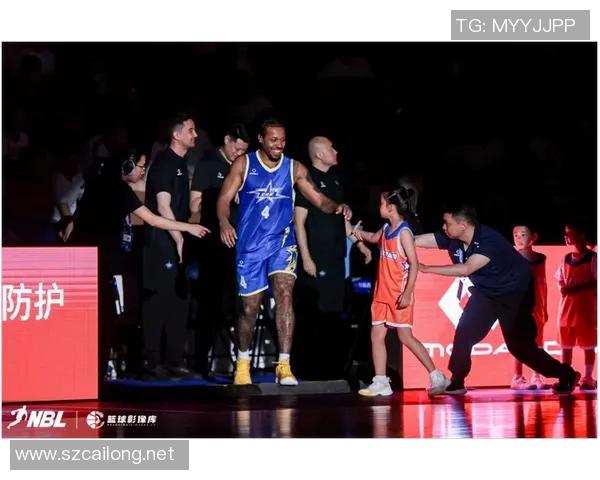 全明星篮球赛盛典：明星球员齐聚一堂展现激情与荣耀的篮球盛宴